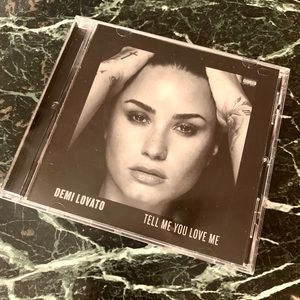 Demi Lovato-“Tell Me You Love Me” CD